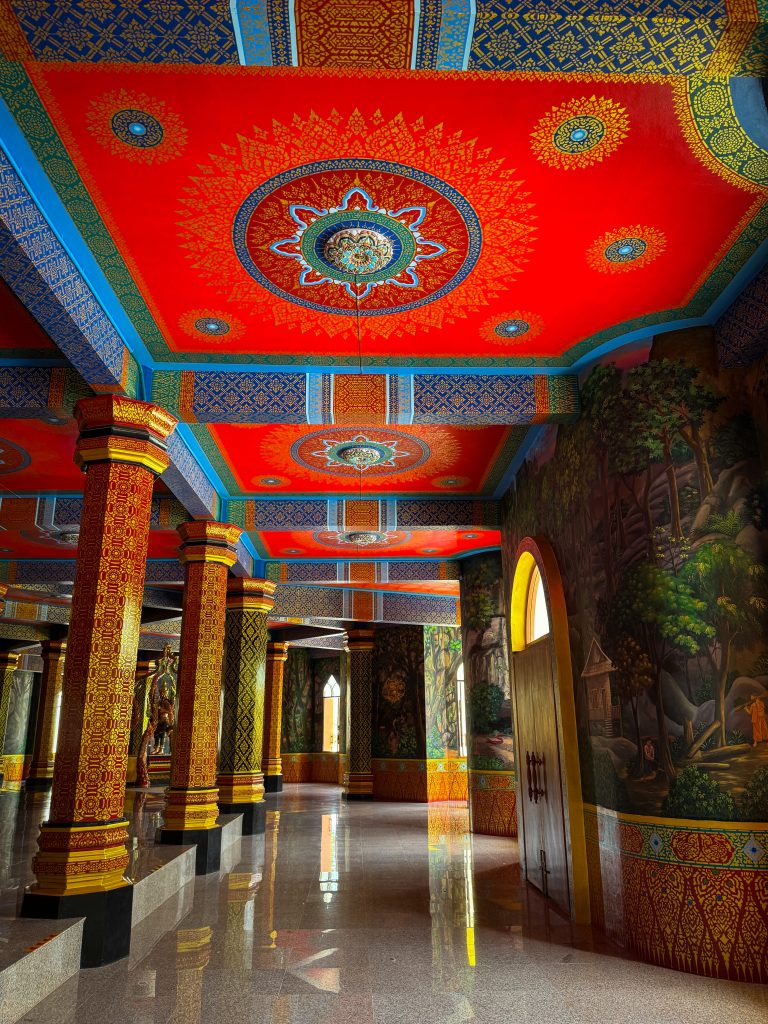 Decorative halls inside Wat Tham Suea